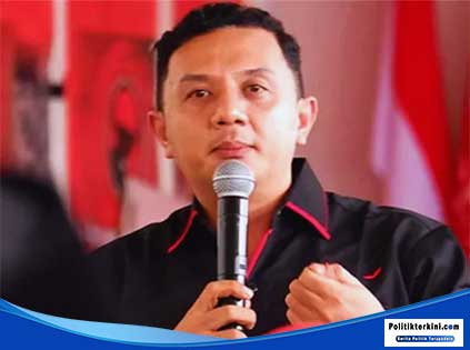 Mantan Aktivis, Deni Wicaksono Resmi Menjadi Wakil Ketua DPRD Jatim